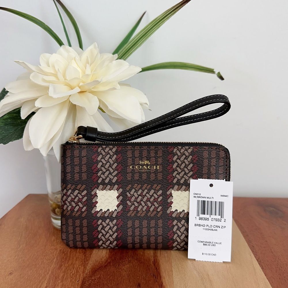 NWT Coach Corner Zip Wristlet With Brushed Plaid Print - Picture 4 of 5